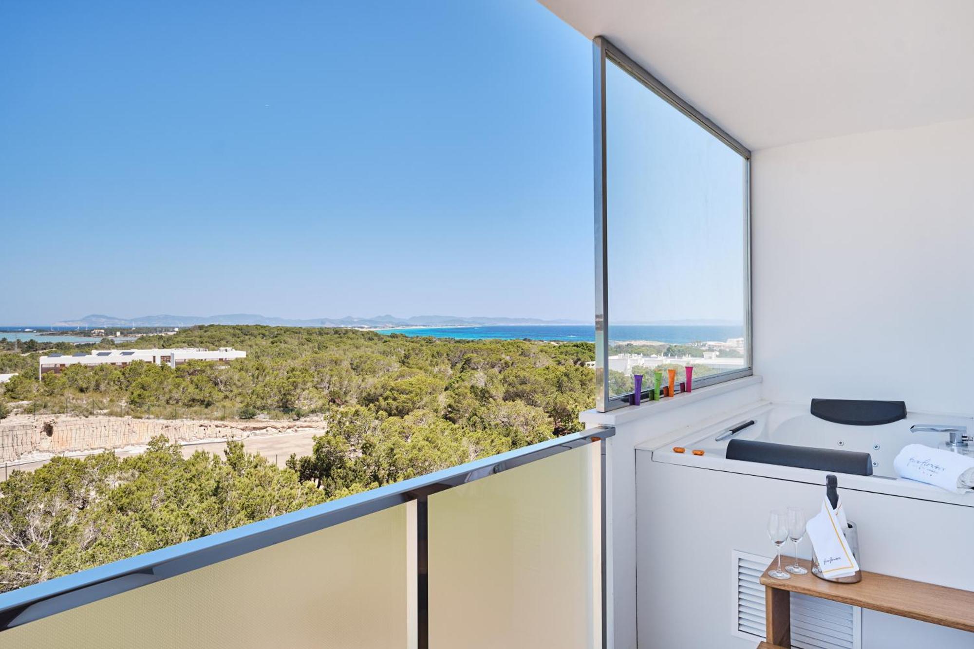 Five Flowers Hotel Formentera, Member Of Melia Collection Es Pujols Exteriér fotografie